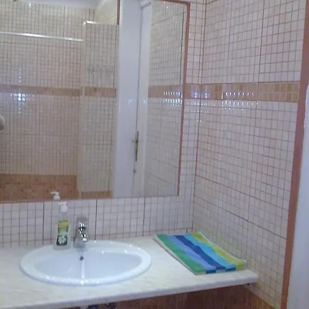 Azurro Hostel *