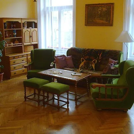 Azurro Hostel Budapest
