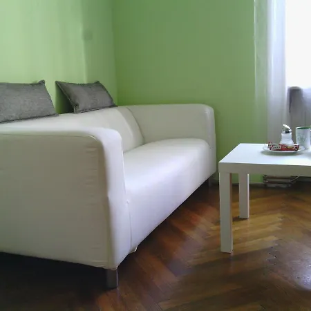 Azurro * Budapest