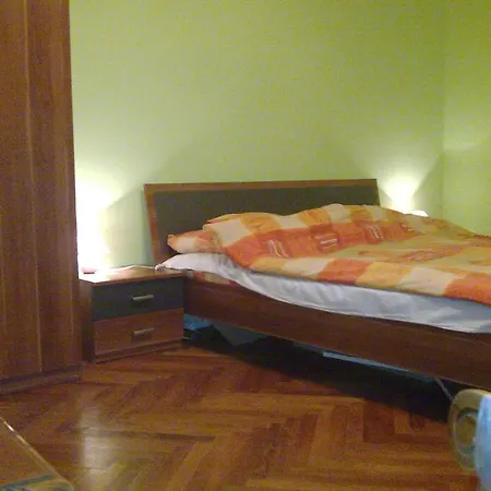 Azurro Hostel *