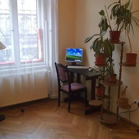 Azurro * Budapest