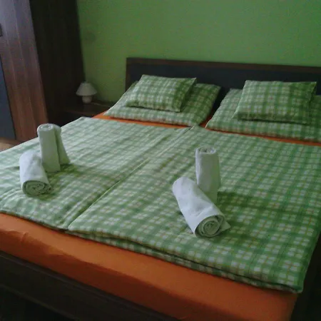 Azurro Hostel *