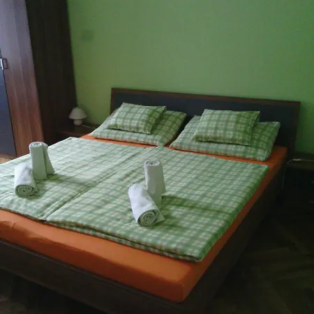 Hostal Azurro