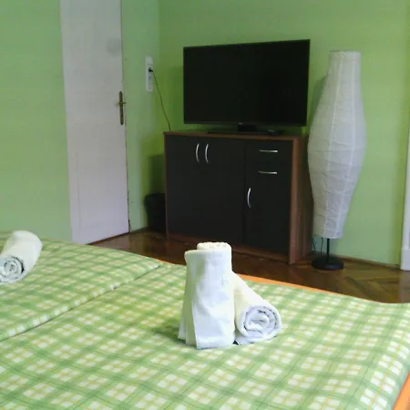 Hostal Azurro